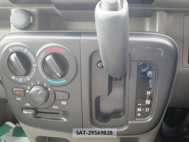 Nissan CLIPPER 2019-02 8881359-14