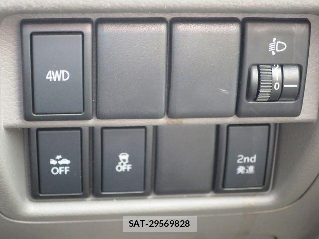 Nissan CLIPPER 2019-02 8881359-15