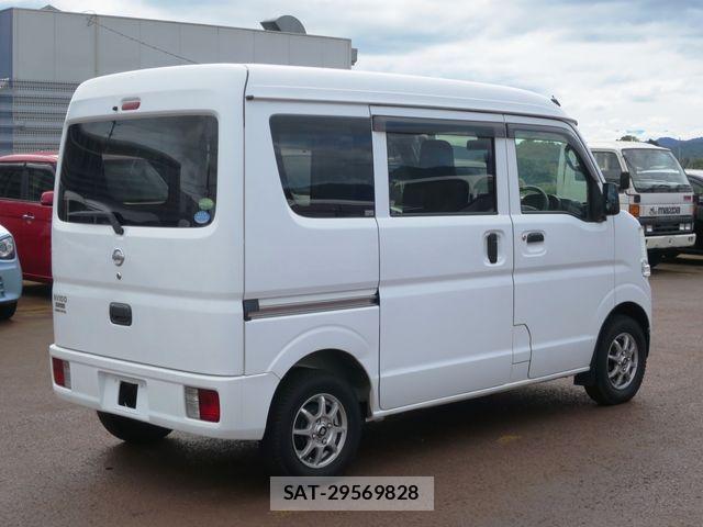 Nissan CLIPPER 2019-02 8881359-2