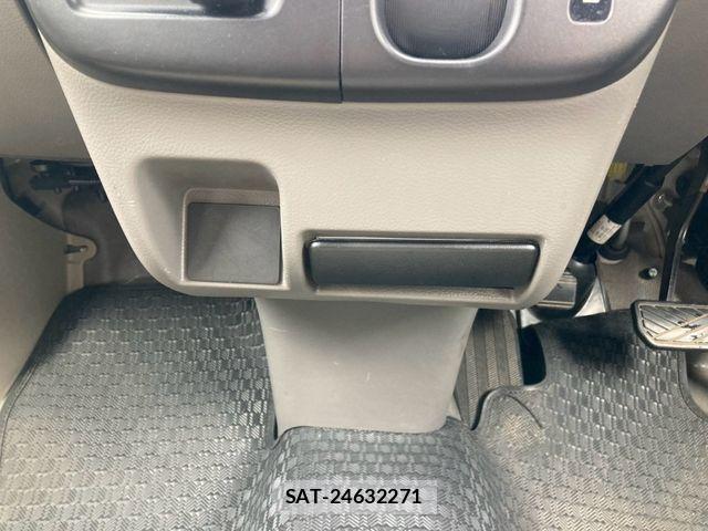 Nissan CLIPPER 2020-08 8881360-20