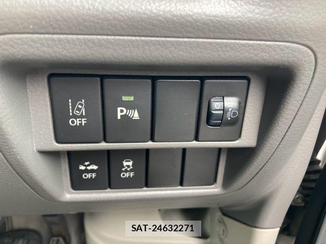 Nissan CLIPPER 2020-08 8881360-22