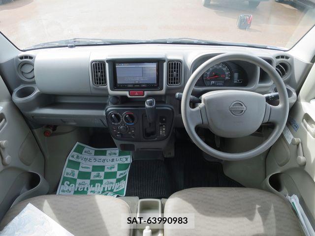 Nissan CLIPPER 2020-05 8881361-10