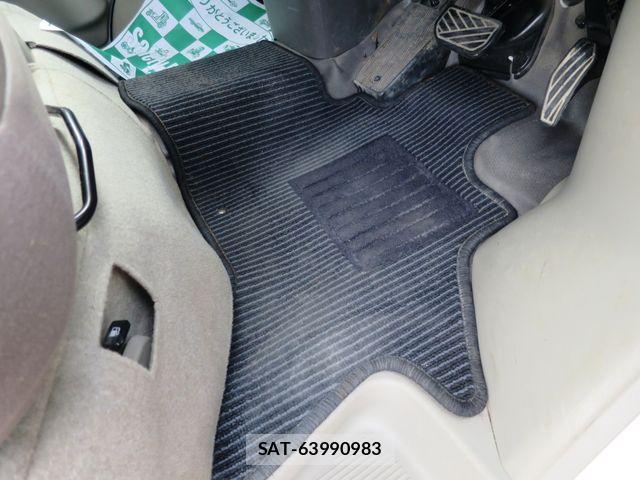 Nissan CLIPPER 2020-05 8881361-18