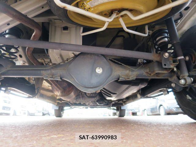 Nissan CLIPPER 2020-05 8881361-21