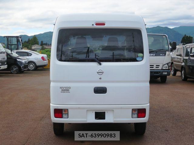 Nissan CLIPPER 2020-05 8881361-3