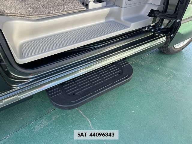 Nissan CLIPPER RIO 2022-09 1662777-5