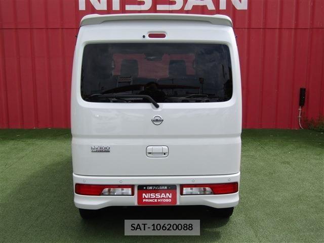 Nissan CLIPPER RIO 2024-02 6015271-27