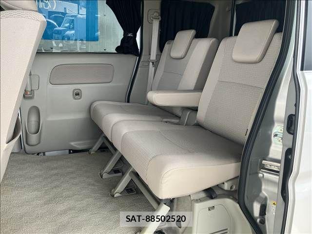 Nissan CLIPPER RIO 2015-09 6246476-3