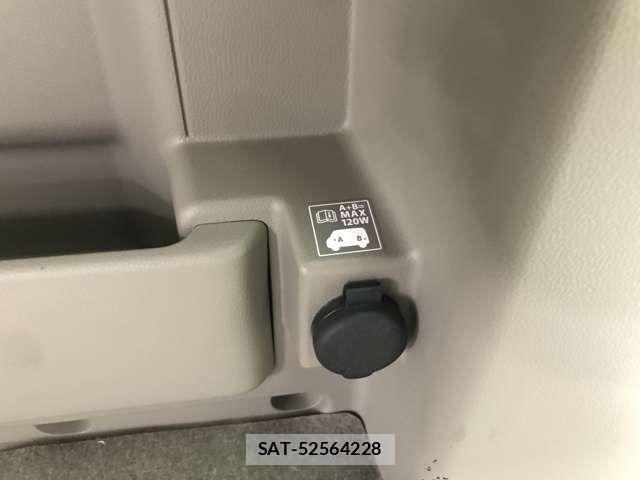 Nissan CLIPPER RIO 2014-08 7393392-14