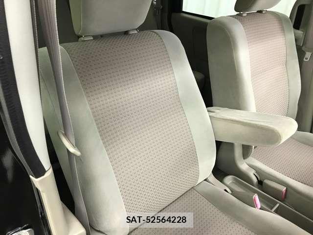 Nissan CLIPPER RIO 2014-08 7393392-6