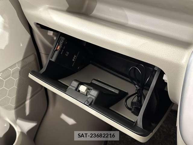 Nissan CLIPPER RIO 2018-12 7393391-18