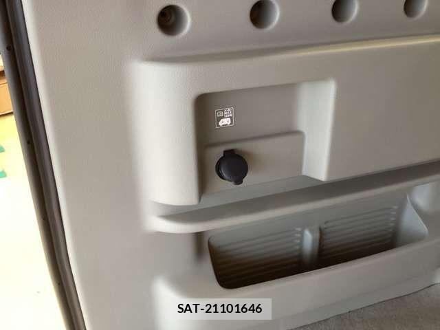Nissan CLIPPER RIO 2026-03 7456536-5