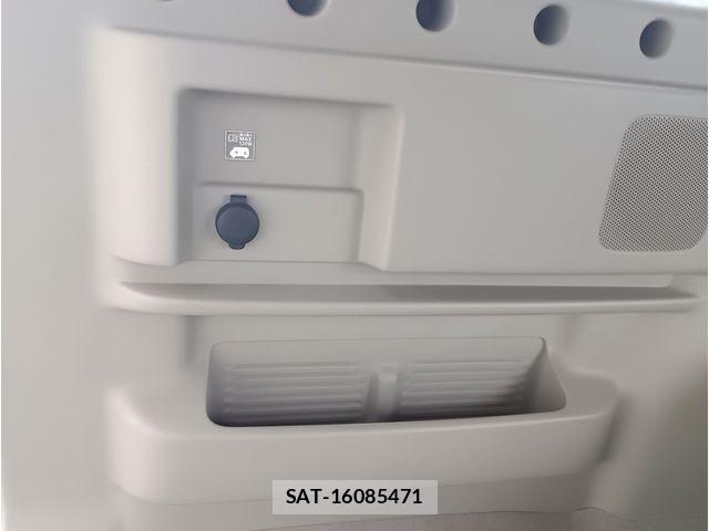 Nissan CLIPPER RIO 2023-08 7726816-21