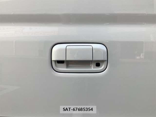 Nissan CLIPPER RIO 2024-09 8367914-18