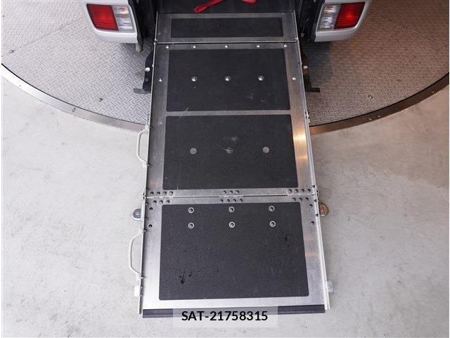 Nissan CLIPPER RIO 2018-02 8458125-4