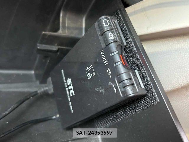 Nissan CLIPPER RIO 2013-12 8884113-17
