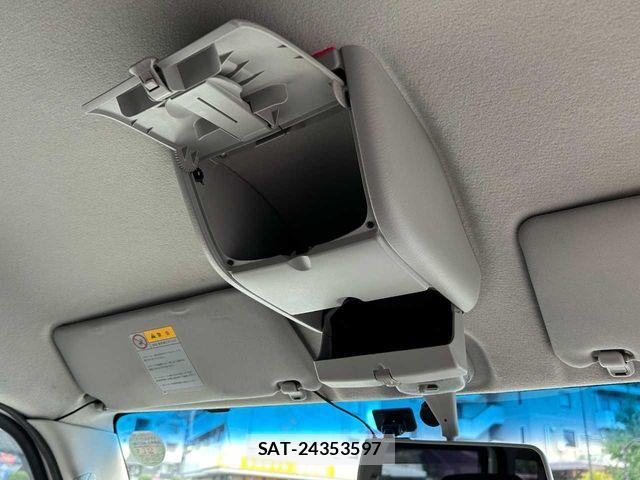 Nissan CLIPPER RIO 2013-12 8884113-18