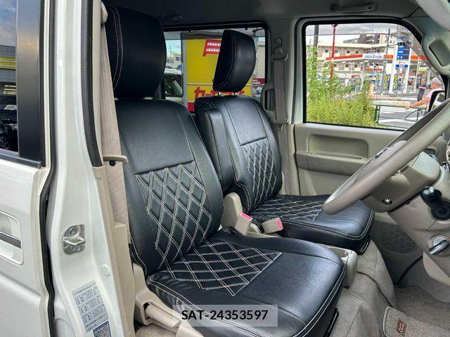 Nissan CLIPPER RIO 2013-12 8884113-20