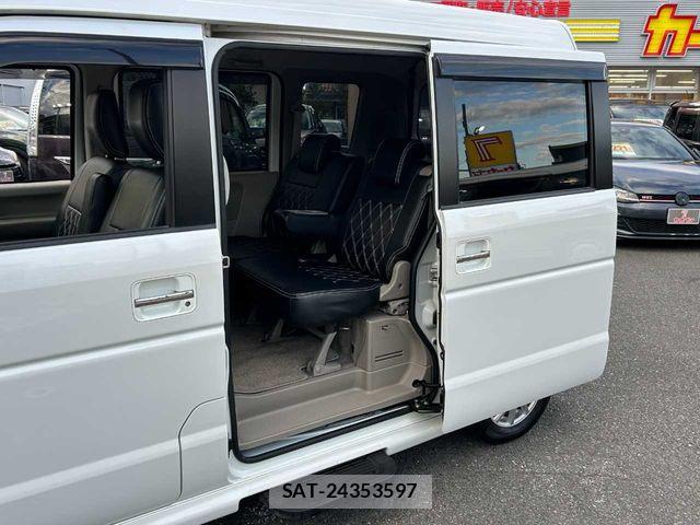 Nissan CLIPPER RIO 2013-12 8884113-27