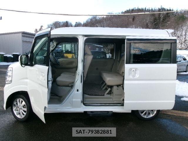 Nissan CLIPPER RIO 2020-07 2100408-4