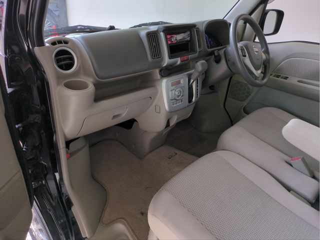 Nissan CLIPPER RIO 2018-04 3678975-2