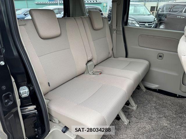 Nissan CLIPPER RIO 2015-08 3908455-24