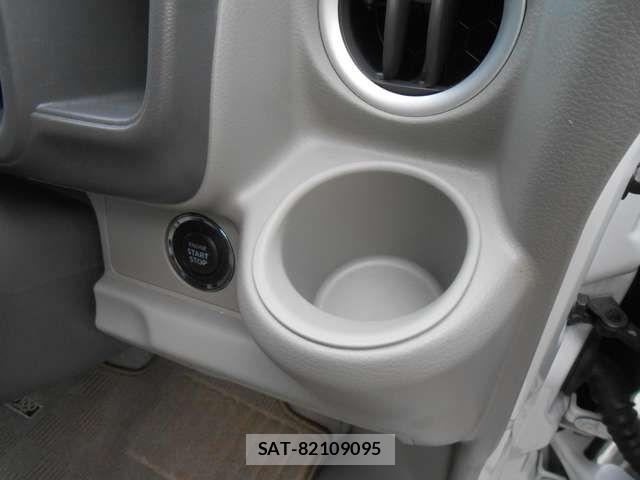 Nissan CLIPPER RIO 2023-06 6015292-17