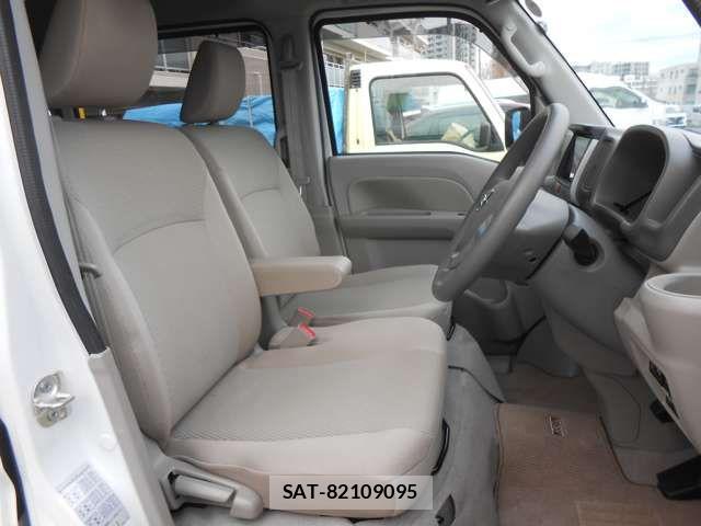 Nissan CLIPPER RIO 2023-06 6015292-6