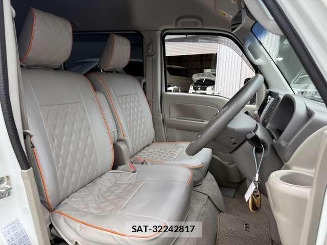 Nissan CLIPPER RIO 2019-09 6816379-11