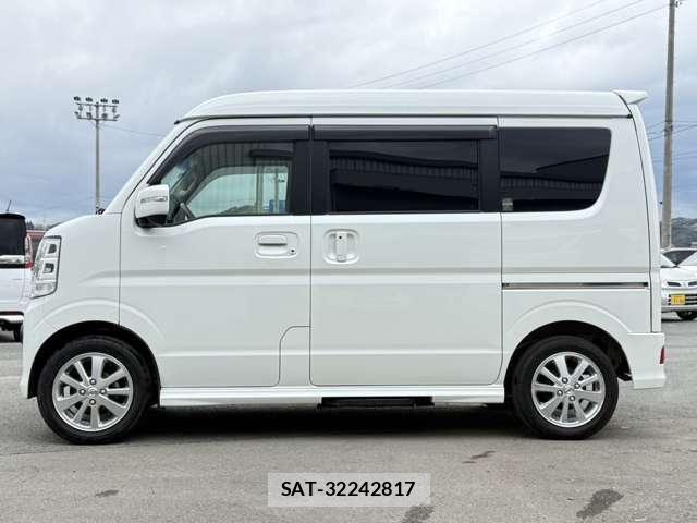 Nissan CLIPPER RIO 2019-09 6816379-23