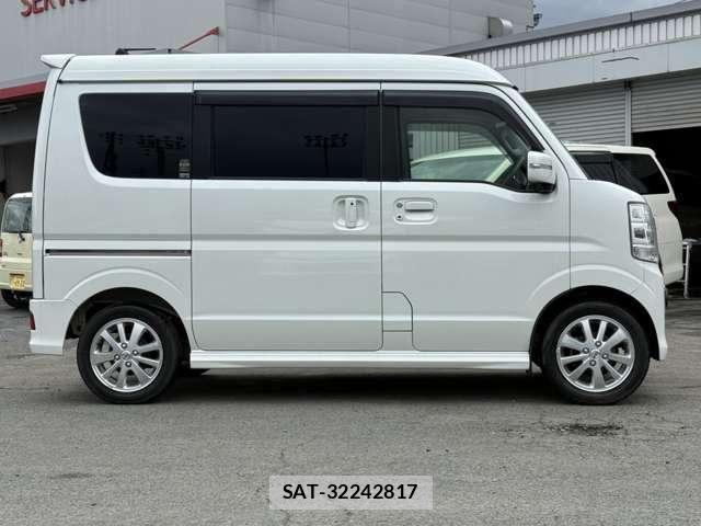 Nissan CLIPPER RIO 2019-09 6816379-25