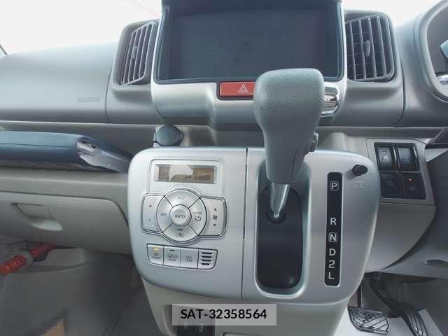 Nissan CLIPPER RIO 2023-10 7223150-6