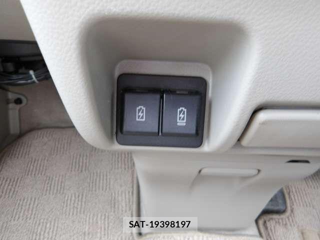 Nissan CLIPPER RIO 2022-09 7329089-12