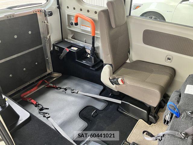 Nissan CLIPPER RIO 2021-01 7393402-17