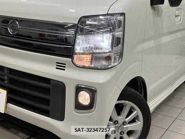 Nissan CLIPPER RIO 2017-07 7618974-11