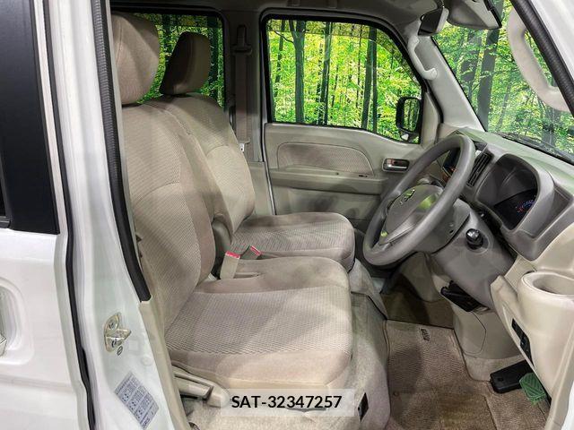 Nissan CLIPPER RIO 2017-07 7618974-7