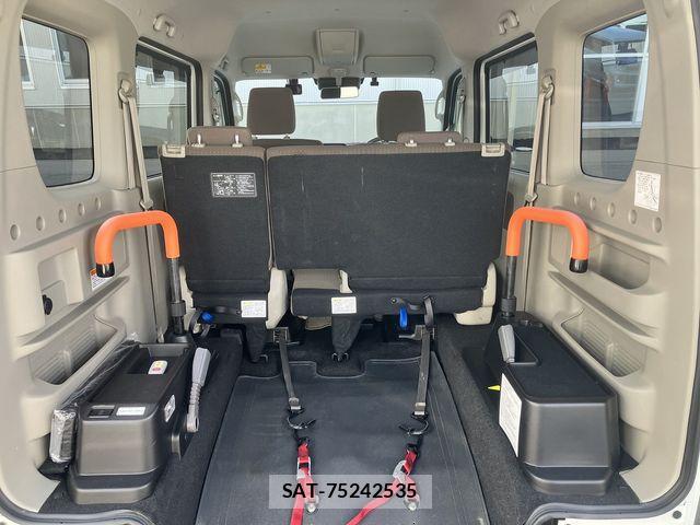 Nissan CLIPPER RIO 2021-01 7726818-11
