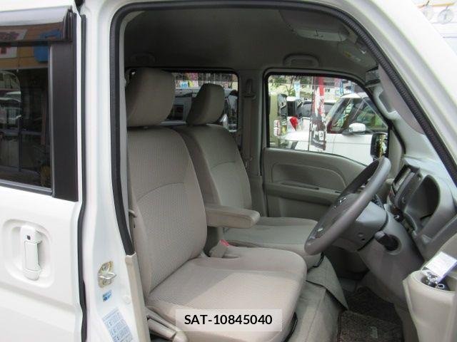 Nissan CLIPPER RIO 2019-05 7878546-11