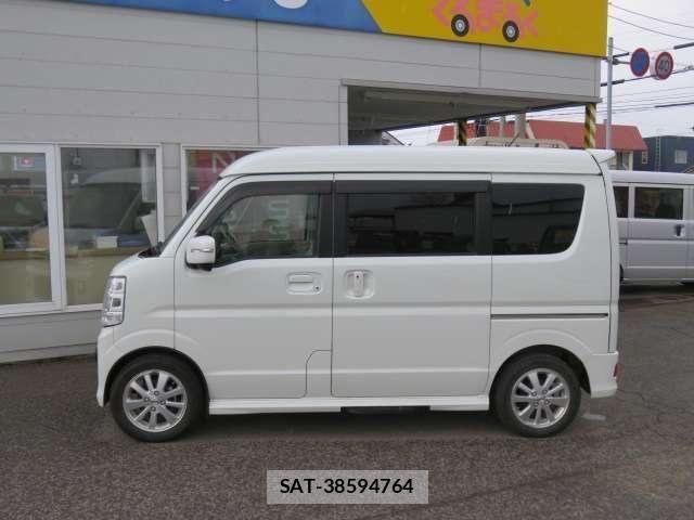 Nissan CLIPPER RIO 2022-03 8037402-22