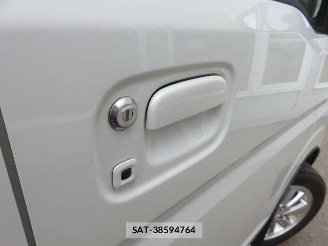Nissan CLIPPER RIO 2022-03 8037402-5