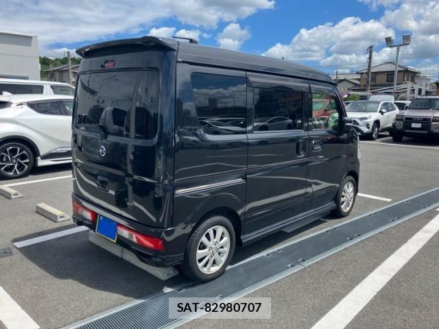 Nissan CLIPPER RIO 2015-03 8526399-3