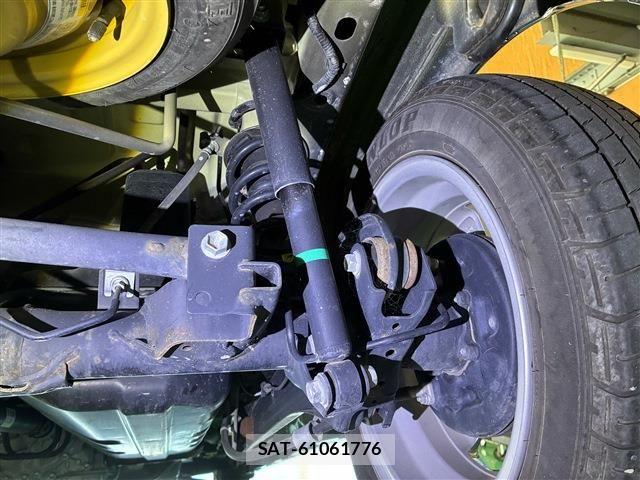 Nissan CLIPPER RIO 2022-12 8797017-25