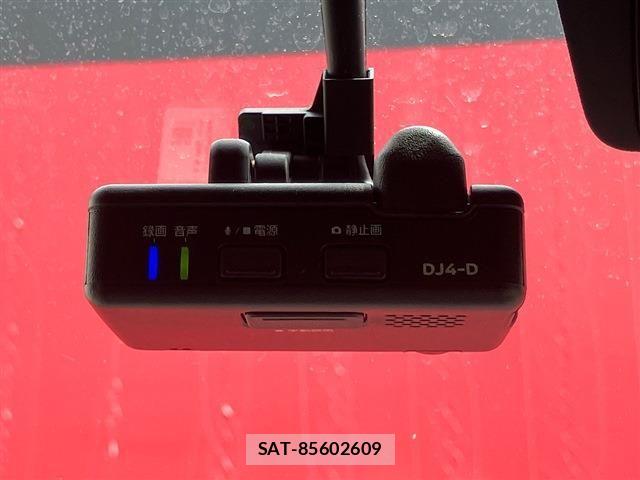 Nissan CLIPPER RIO 2021-07 8830924-26