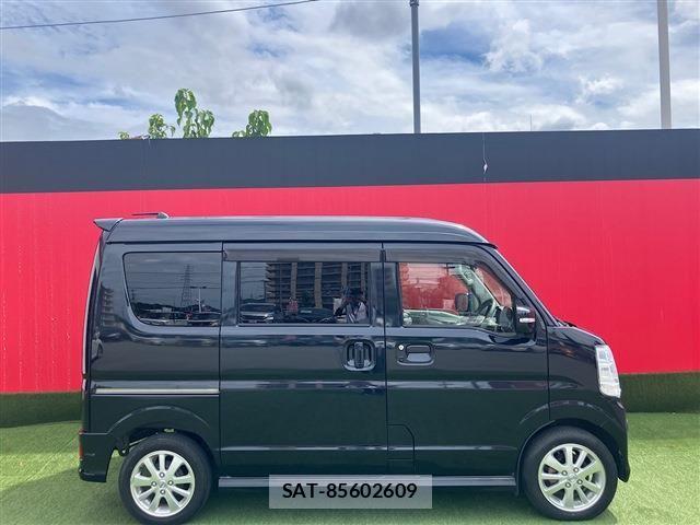 Nissan CLIPPER RIO 2021-07 8830924-3