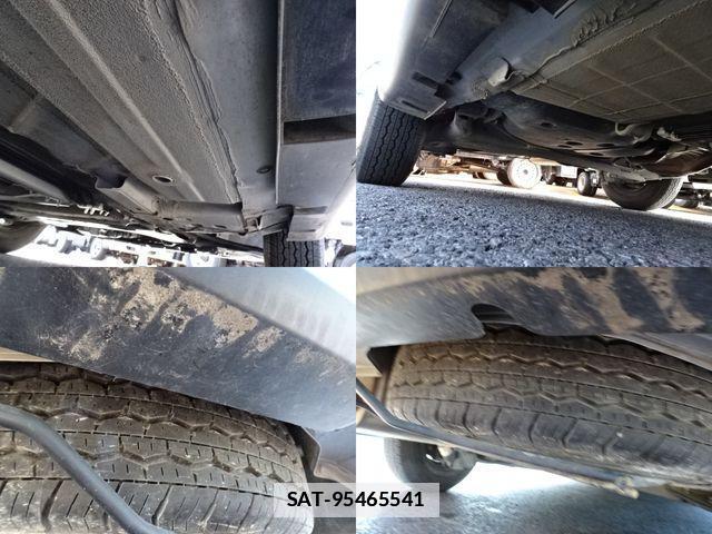 Nissan NV150 AD 2019-09 835538-10