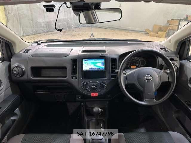 Nissan NV150 AD 2021-02 6015302-12