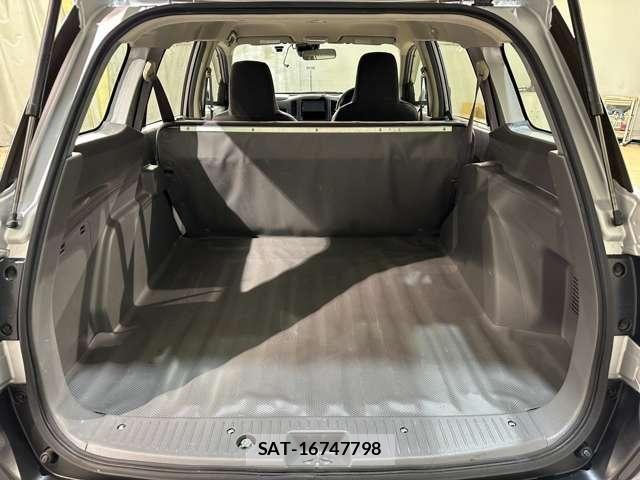 Nissan NV150 AD 2021-02 6015302-18