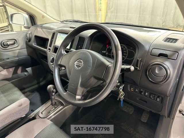 Nissan NV150 AD 2021-02 6015302-8
