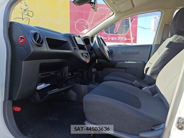 Nissan NV150 AD 2018-10 6501566-21