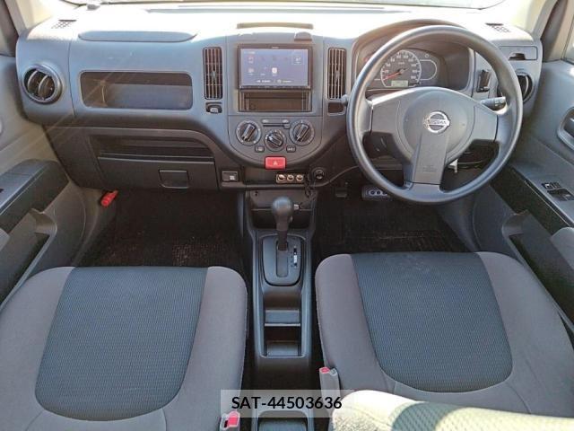 Nissan NV150 AD 2018-10 6501566-2